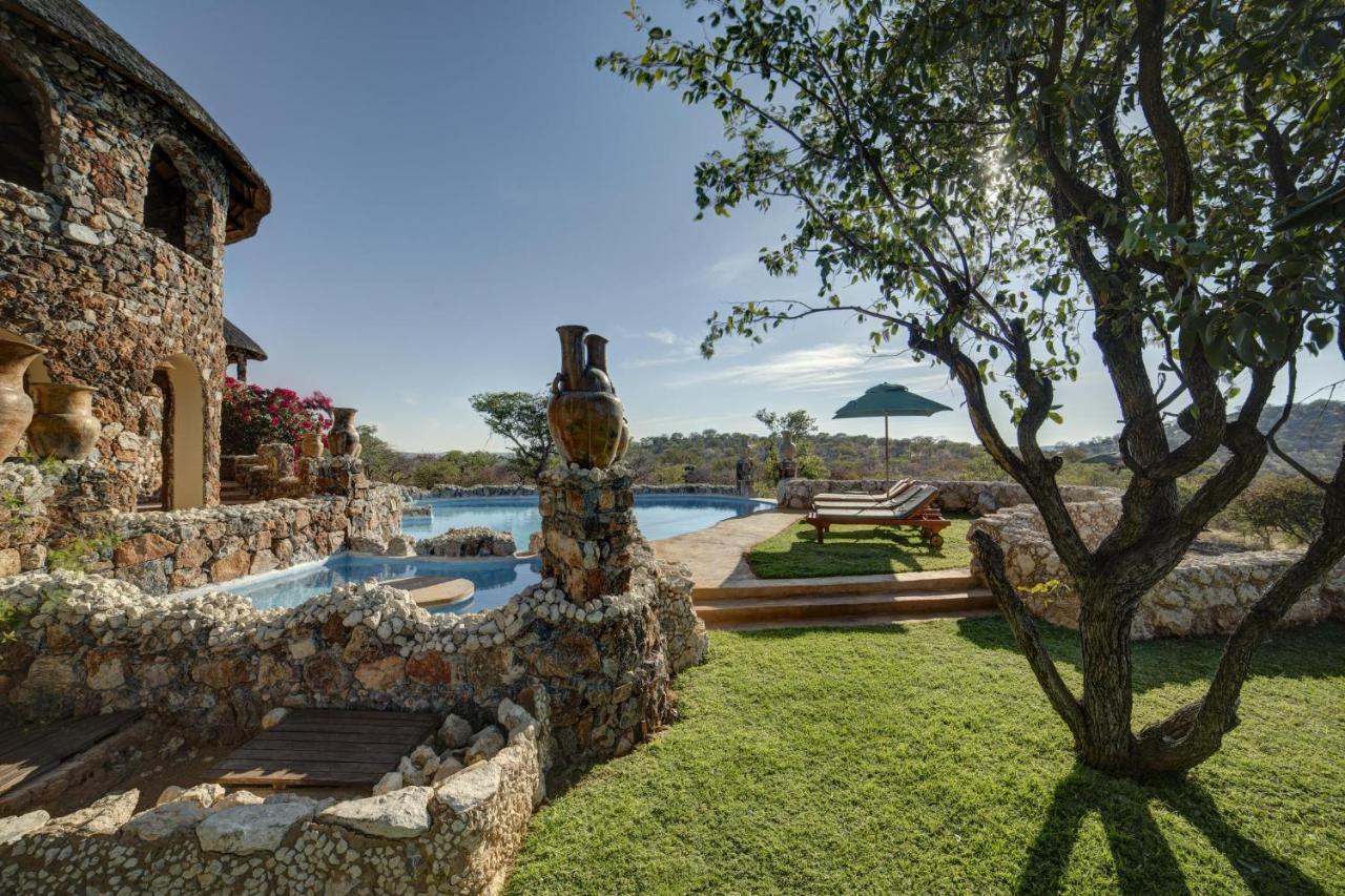 Eagle Tented Lodge & Spa Okaukuejo Esterno foto
