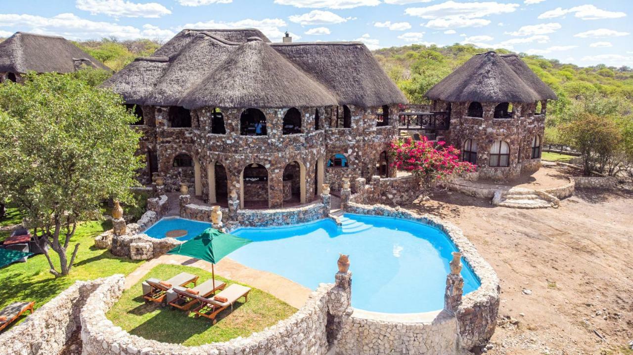Eagle Tented Lodge & Spa Okaukuejo Esterno foto