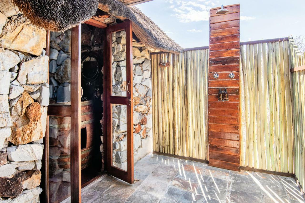 Eagle Tented Lodge & Spa Okaukuejo Esterno foto