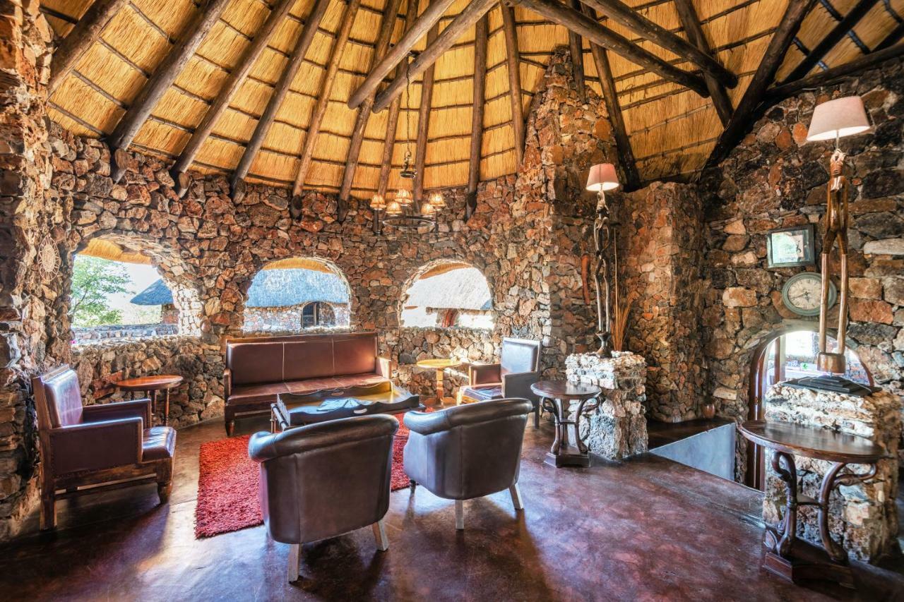 Eagle Tented Lodge & Spa Okaukuejo Esterno foto
