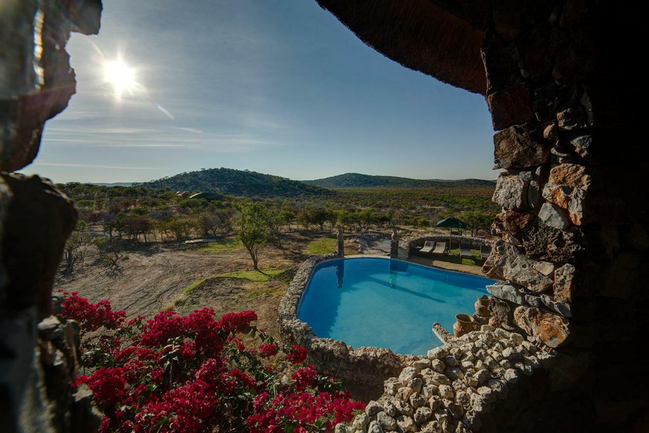 Eagle Tented Lodge & Spa Okaukuejo Esterno foto
