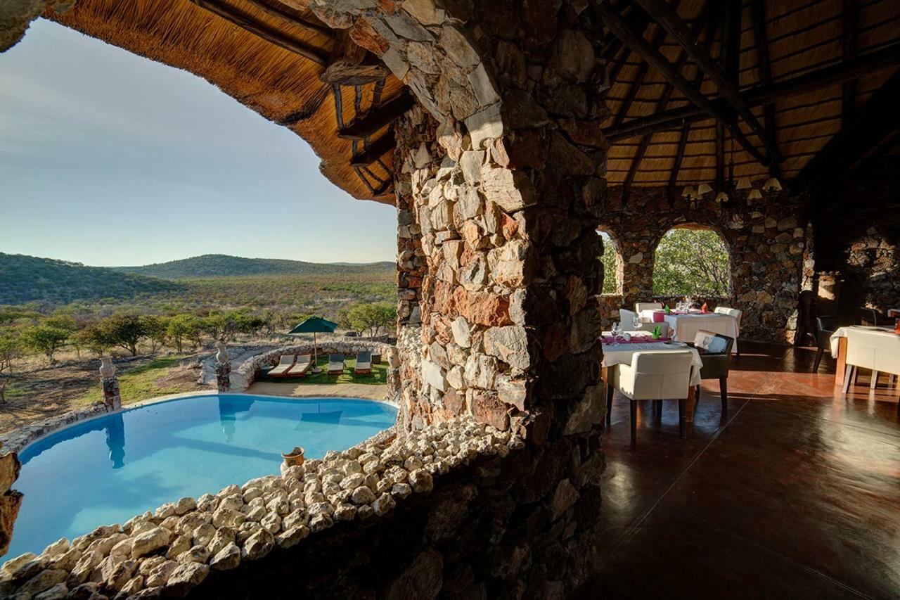 Eagle Tented Lodge & Spa Okaukuejo Esterno foto